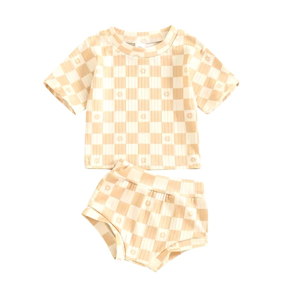 Baby Girl Check 2-Piece Set Size 12-18M NWOT